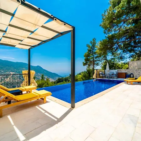 Huzurlu Villa