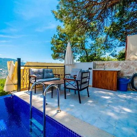 Huzurlu Kaş